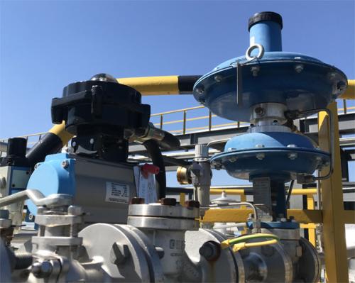 Self-operated pressure regulating valve